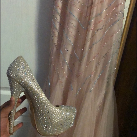 Prom Dress - Picture 7 of 8